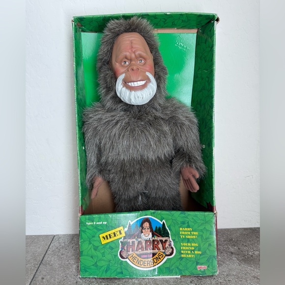 Vintage 90s Harry and The Hendersons Plush Doll in Original Box - Picture 1 of 8